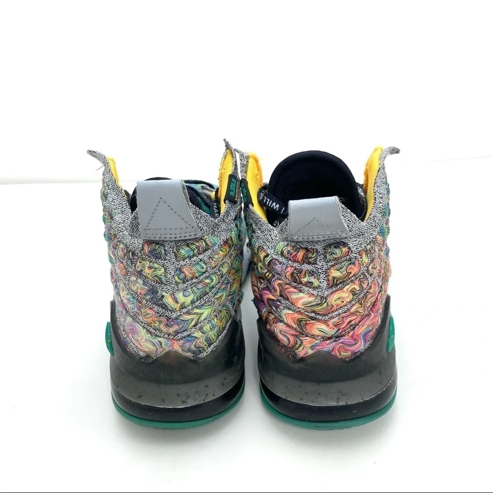 Nike LEBRON 17 Promise Knitted Sneakers in Green